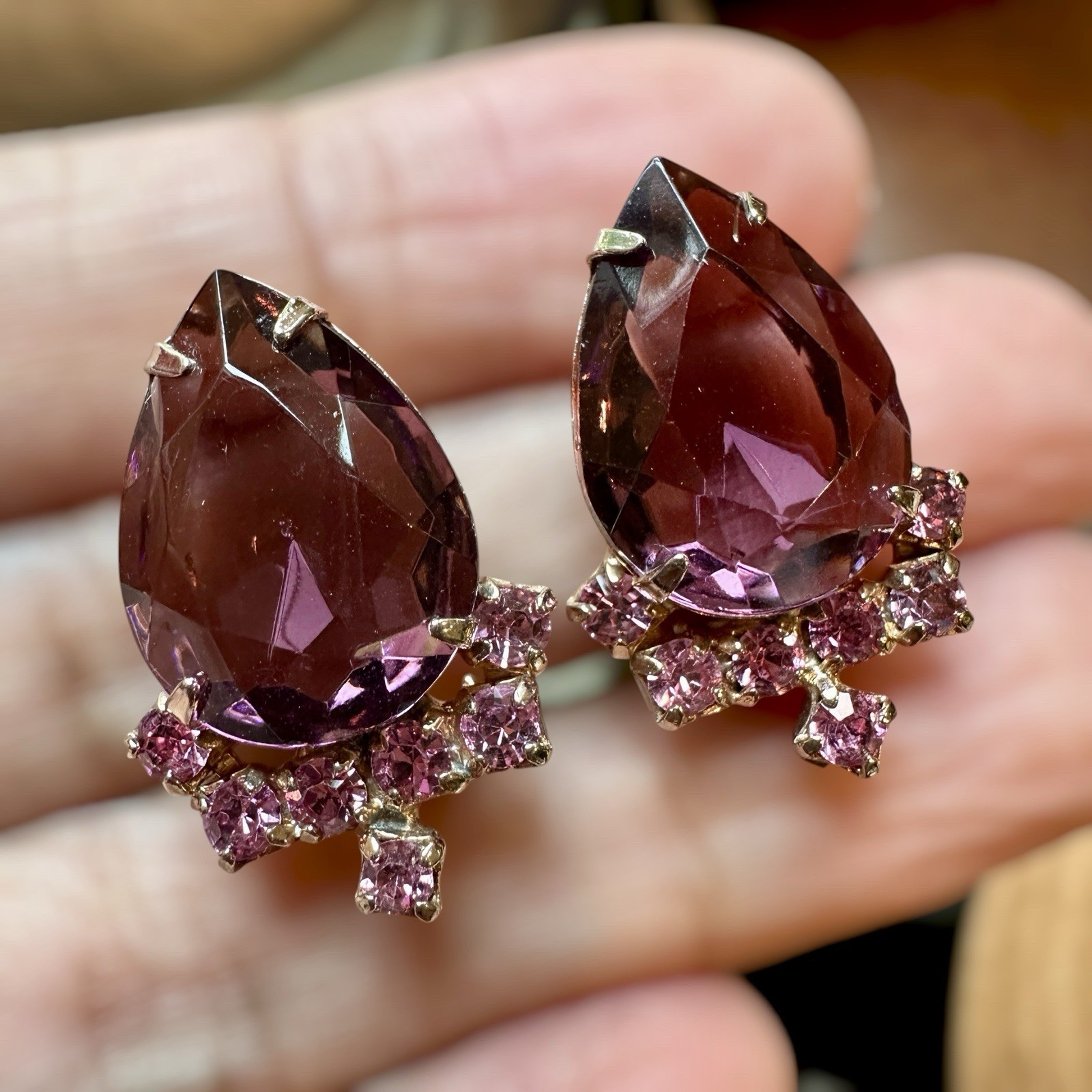 Vintage 1950s Clip Earrings 1 Inch Purple Pink Glass Rhinestones Gold Plated