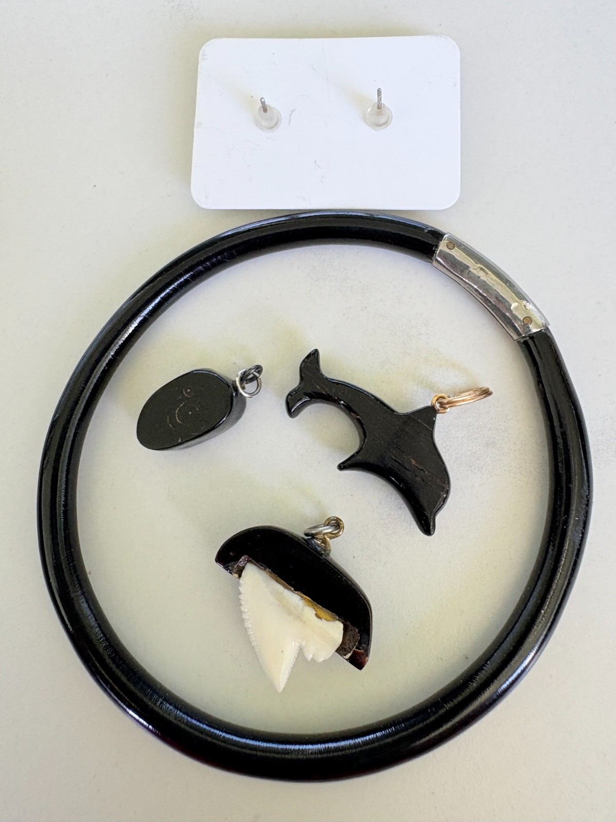 Black Coral Lot of 5, Bracelet, Dolphin Pendent, Shark tooth Pendent & More NICE