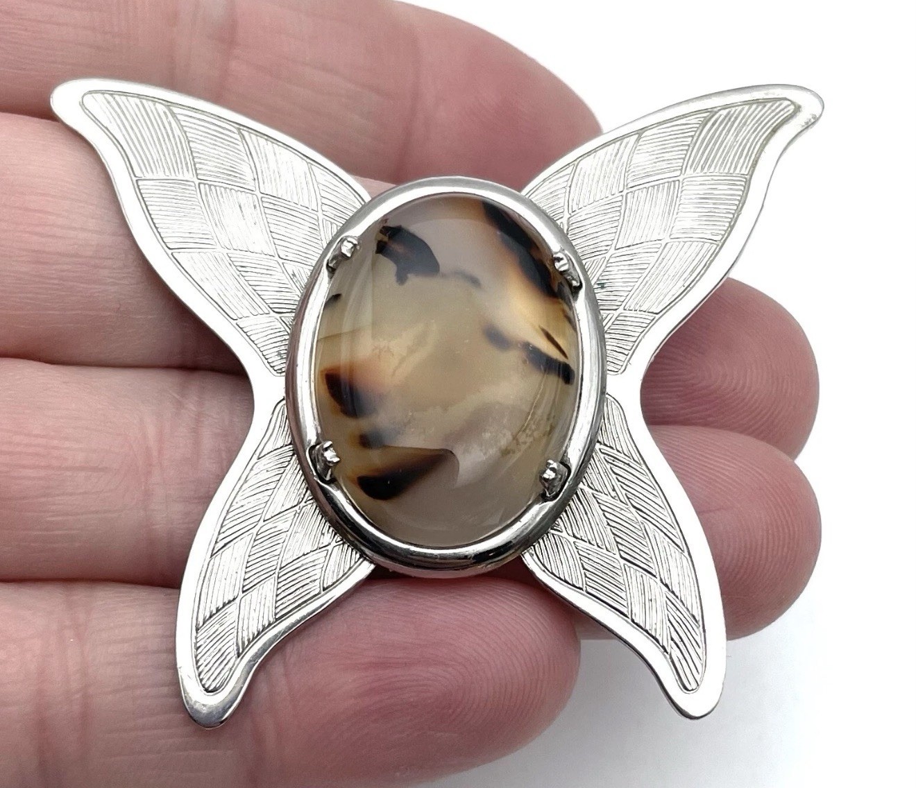 Butterfly Shaped Brooch Silver Tone Etched MONTANA MOSS AGATE cab VTG 2 1/8” L