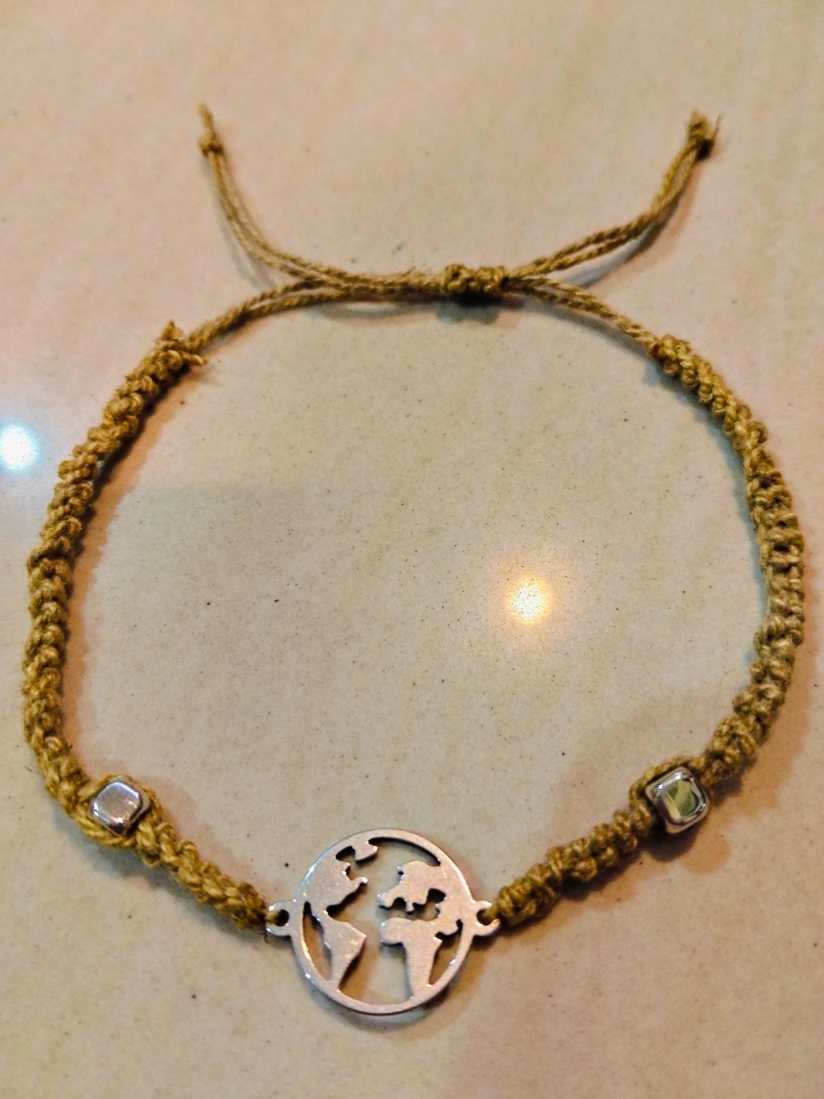 Adjustable Hemp Bracelet with Natural Earth Sign – Boho Style