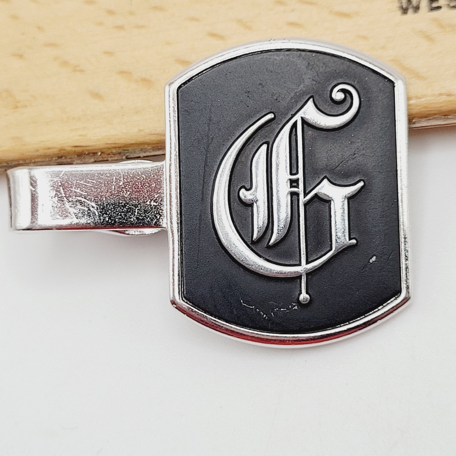 G Letter Old English Script Silver Tone Black Enamel SWANK Tie Clip Clasp