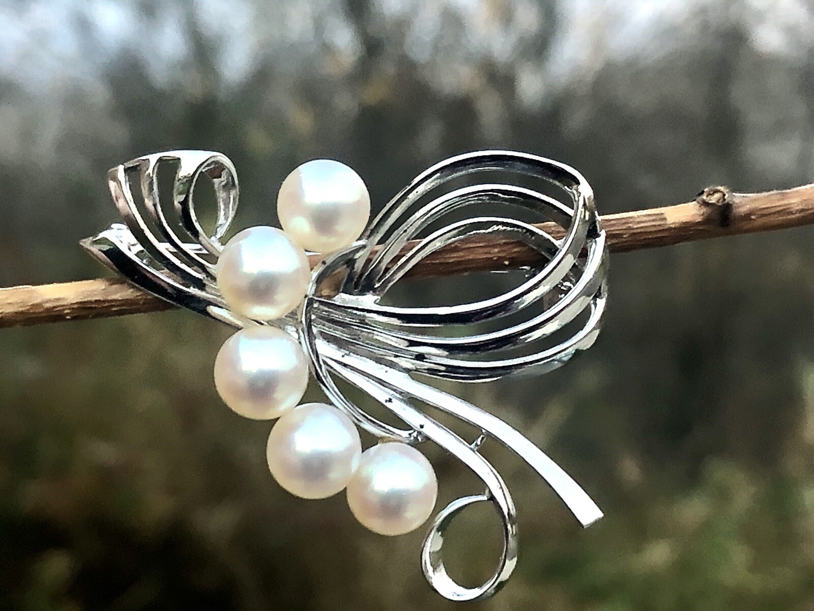 Mikimoto 5 Genuine Akoya Pearl 6.8mm JAPAN Pin Brooch 6.5g Imperial