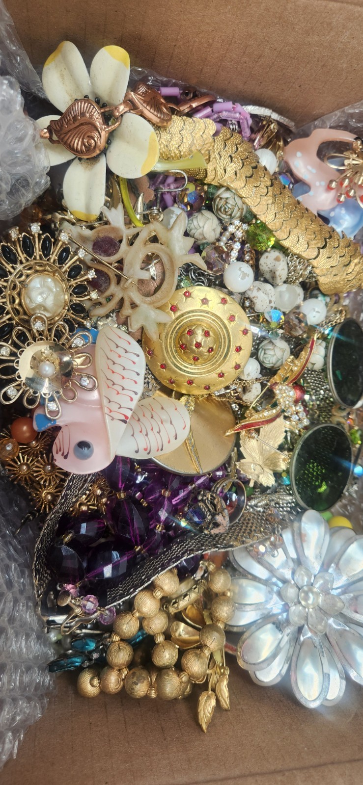 8lbs True Vintage Jewelry Lot Signed Unsigned Repair Wear