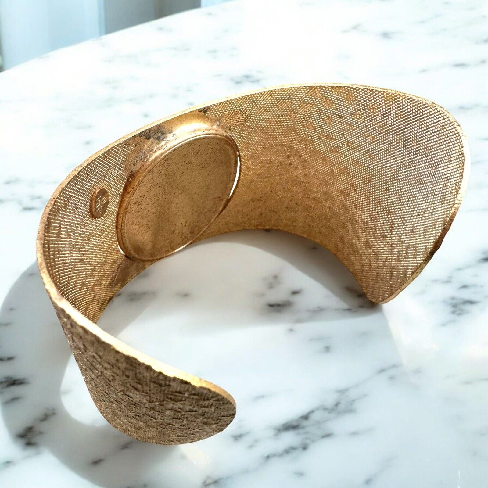 Vintage Tara Fifth Avenue Gold Tone Wide Cuff Bracelet Black Faceted Gem