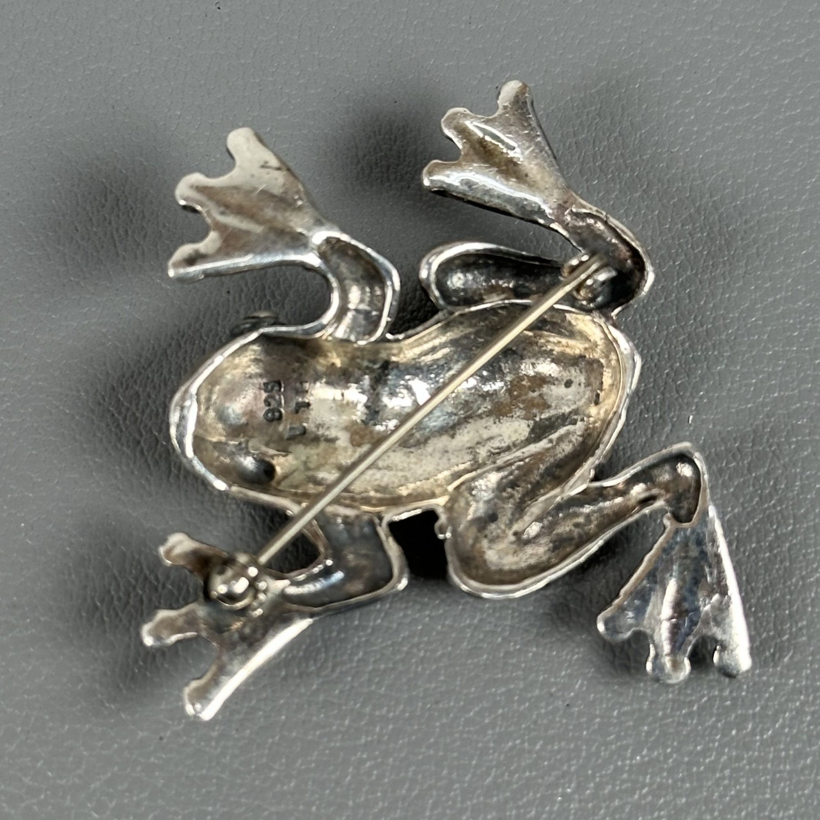 Vintage TH Thailand Sterling Silver & Brass Frog Animal Brooch Pin Textured 10g