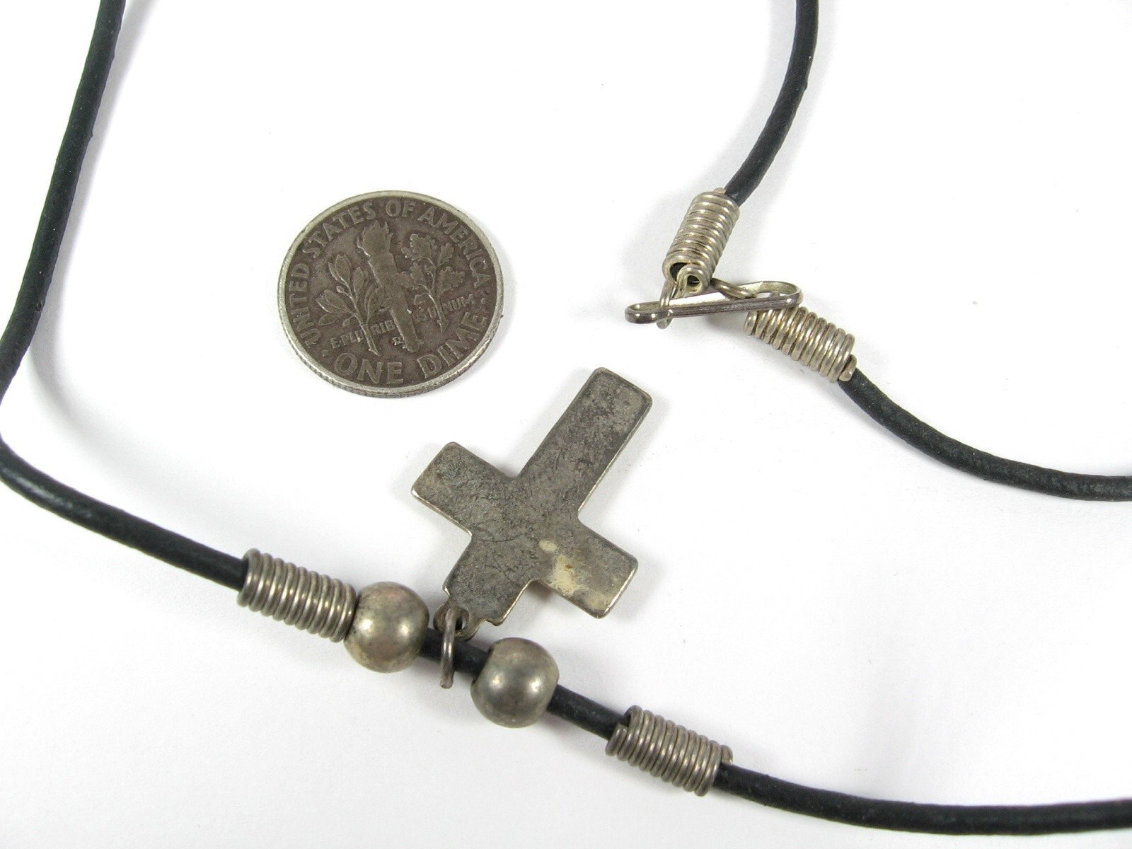 Deep Green PAUA SHELL CROSS Vintage NECKLACE Silvertone Metal Black Cording 16″