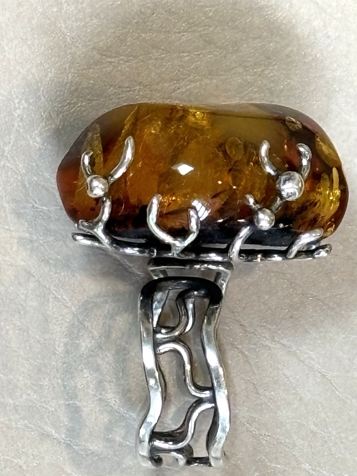 Vtg. HALLMARKED 925 Head Facing Right STERLING SILVER AMBER RING Hand Made 7