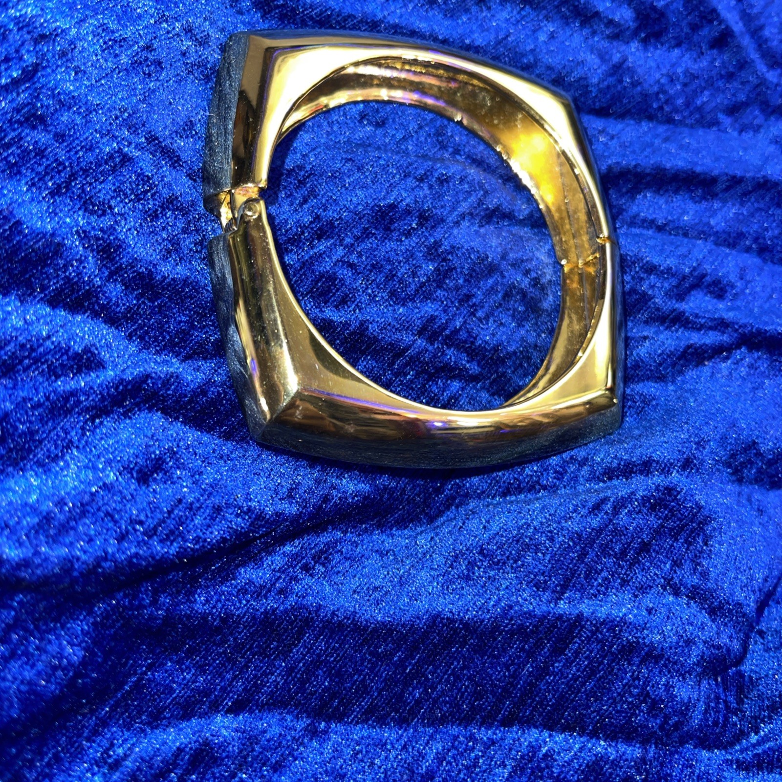 Vintage Gold Tone Hinged Bangle Bracelet, Chunky Square Cuff, Modern Minimal