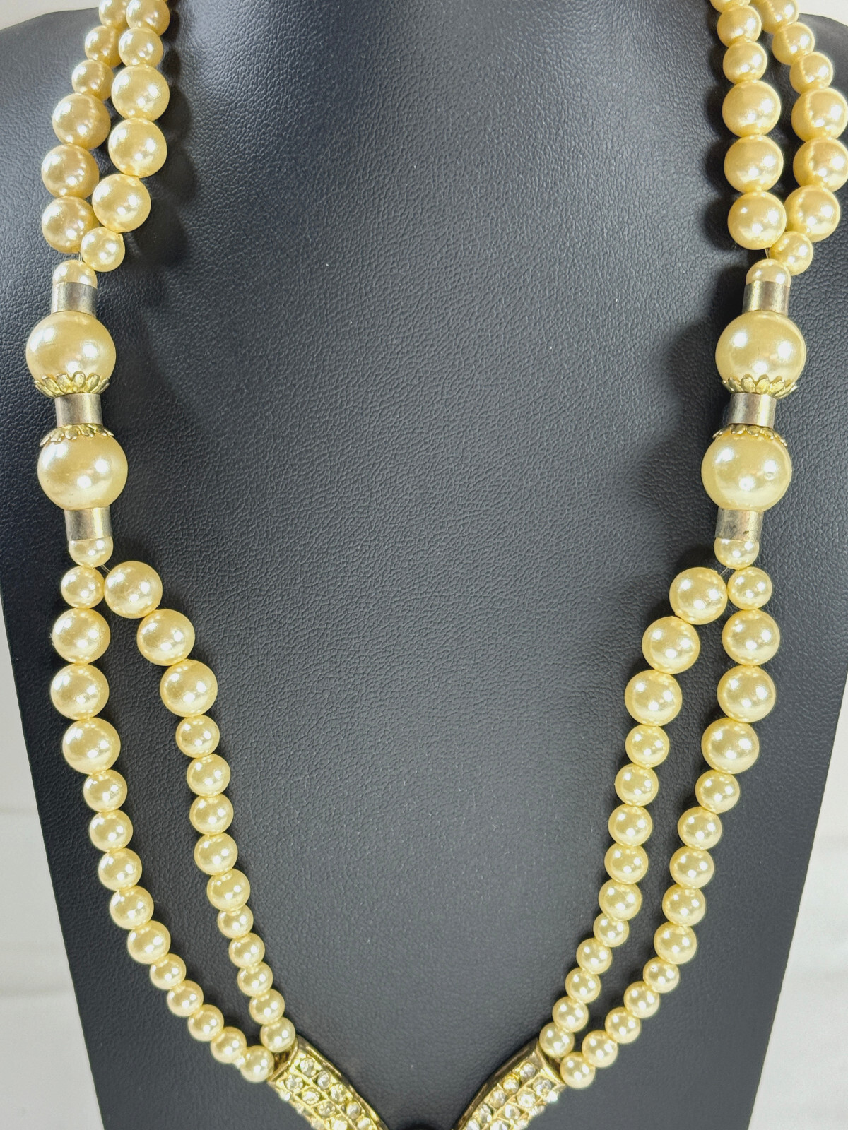 vtg 18″ Double Strand Faux Pearl Teardrop V Necklace 10kt Gold plated Wedding