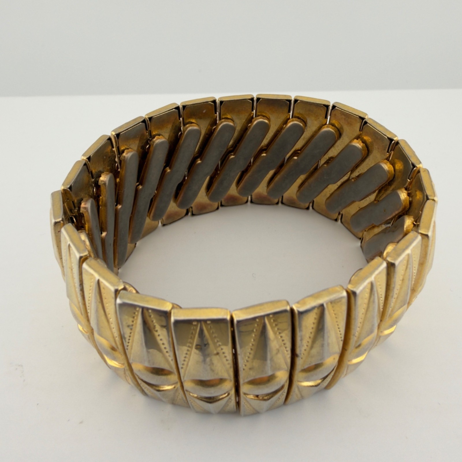 Vintage Expansion Bracelet Stretch Wide Gold Tone Geometric