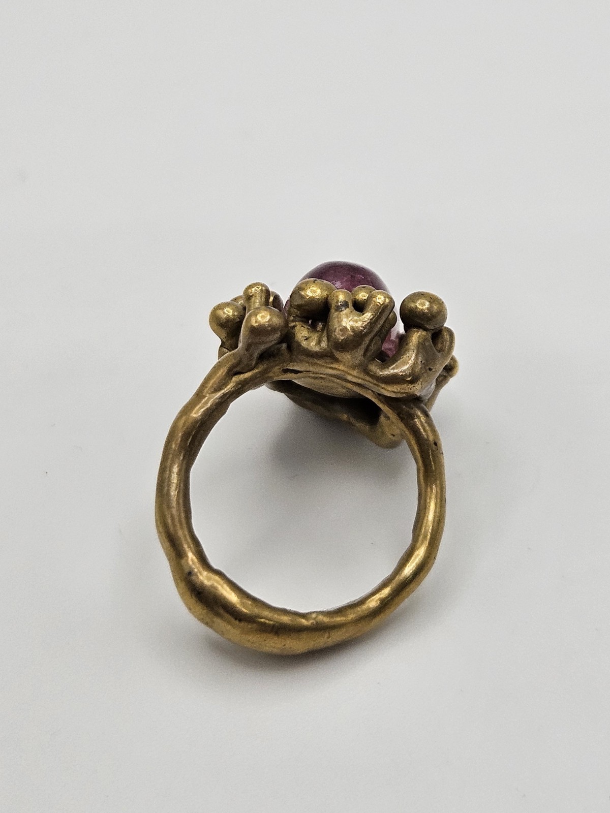 Vintage Modernist Brutalist Brass Red/ Pink Gemstone Cabochon Ring Size 5.5
