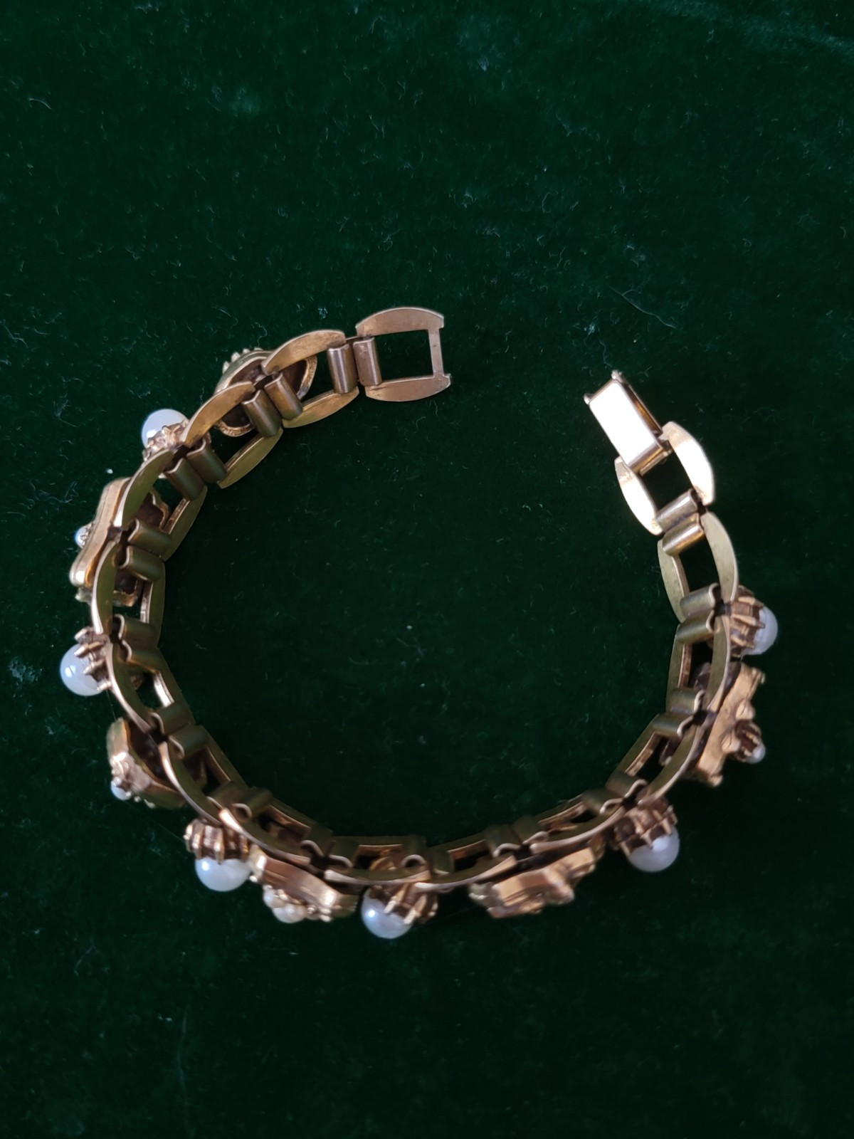 Vintage Victorian Style Faux Pearl Bracelet 7.25 In