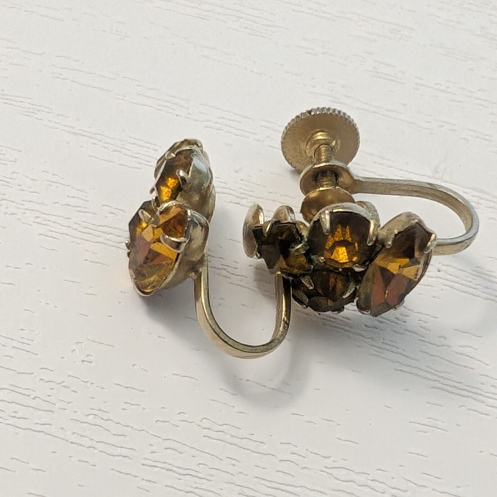 Vintage Coro Screw On Earrings – 0.5″