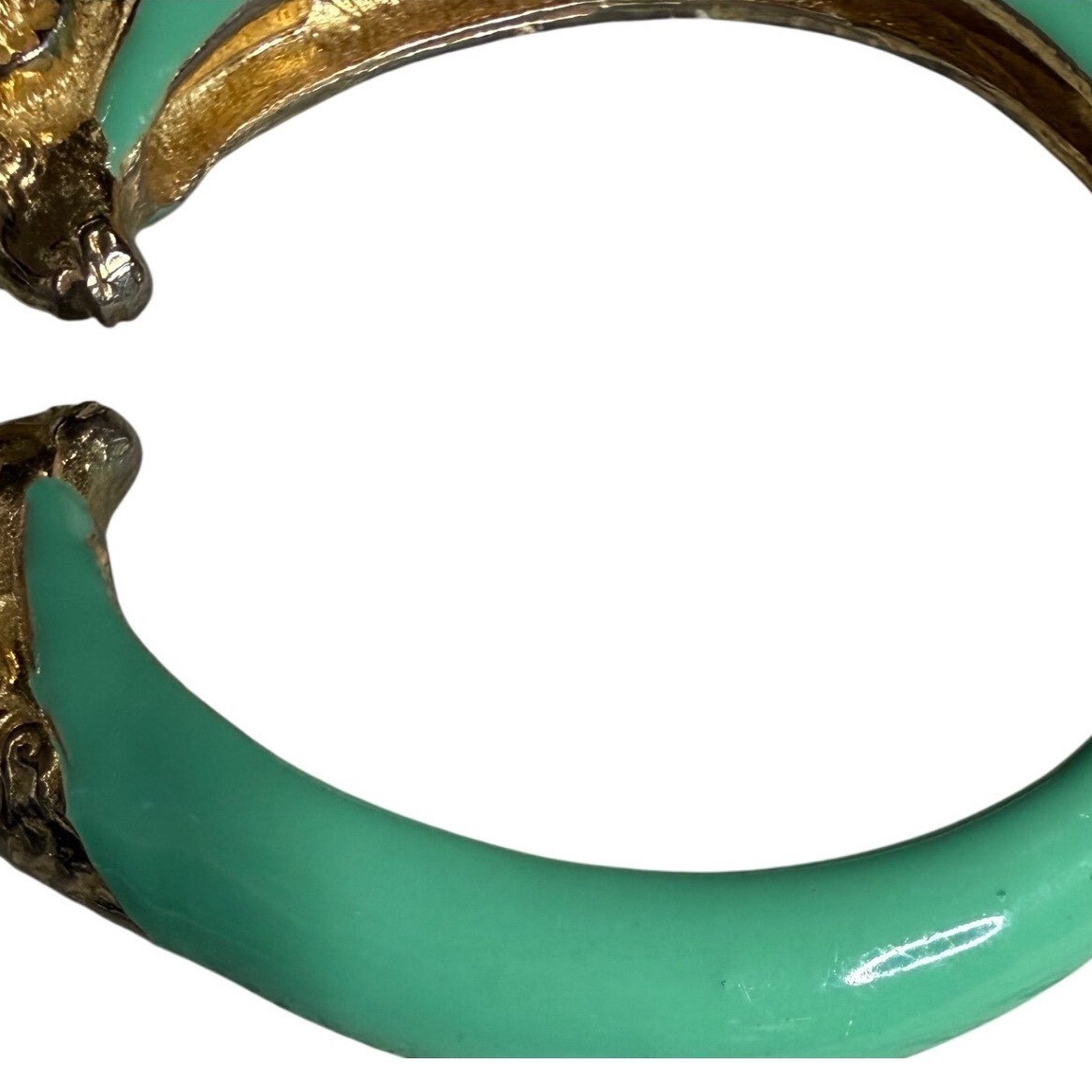 Vintage Donald Stannard Enamel Double Ram Head Hinge Bangle Bracelet