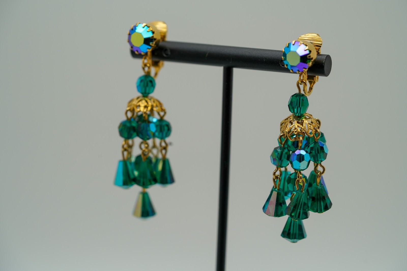 Vintage Green Blue Iridescent Chandelier Dangle Earrings 5.7cm EB1