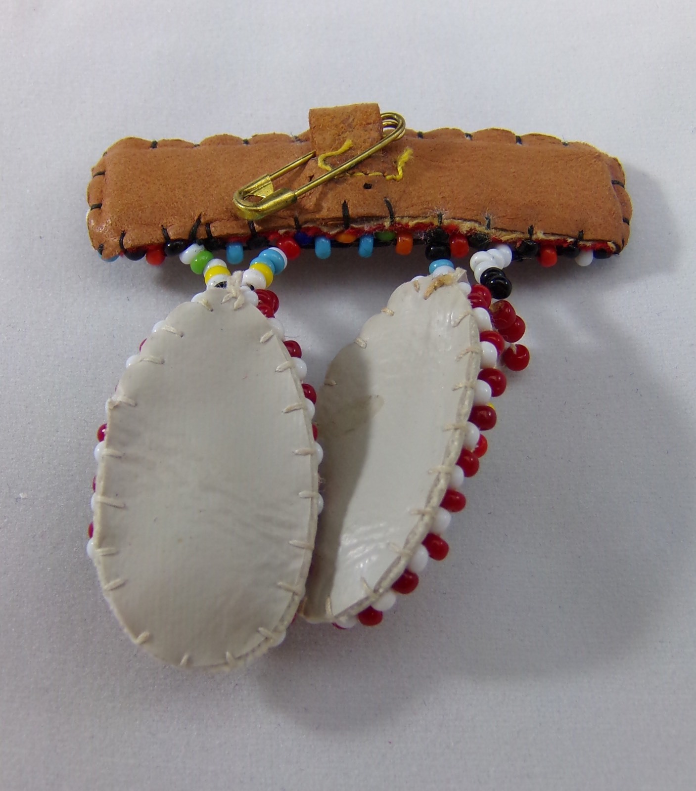 Canada Beaded Moccasins Brooch Pin Red Yellow Souvenir Collectible