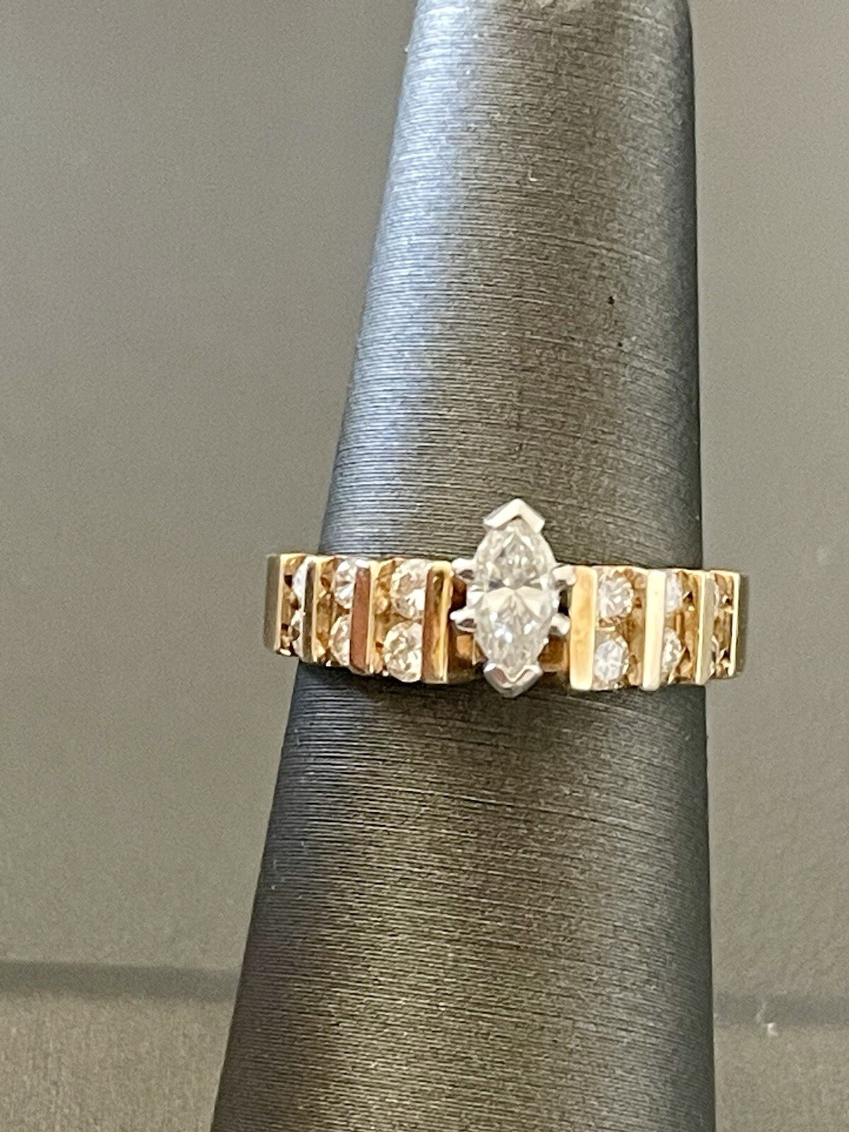 14KT Y/Gold 1.02CTW Diamond Engagement Ring & Diamond Band Set. Size 6.25(S280)