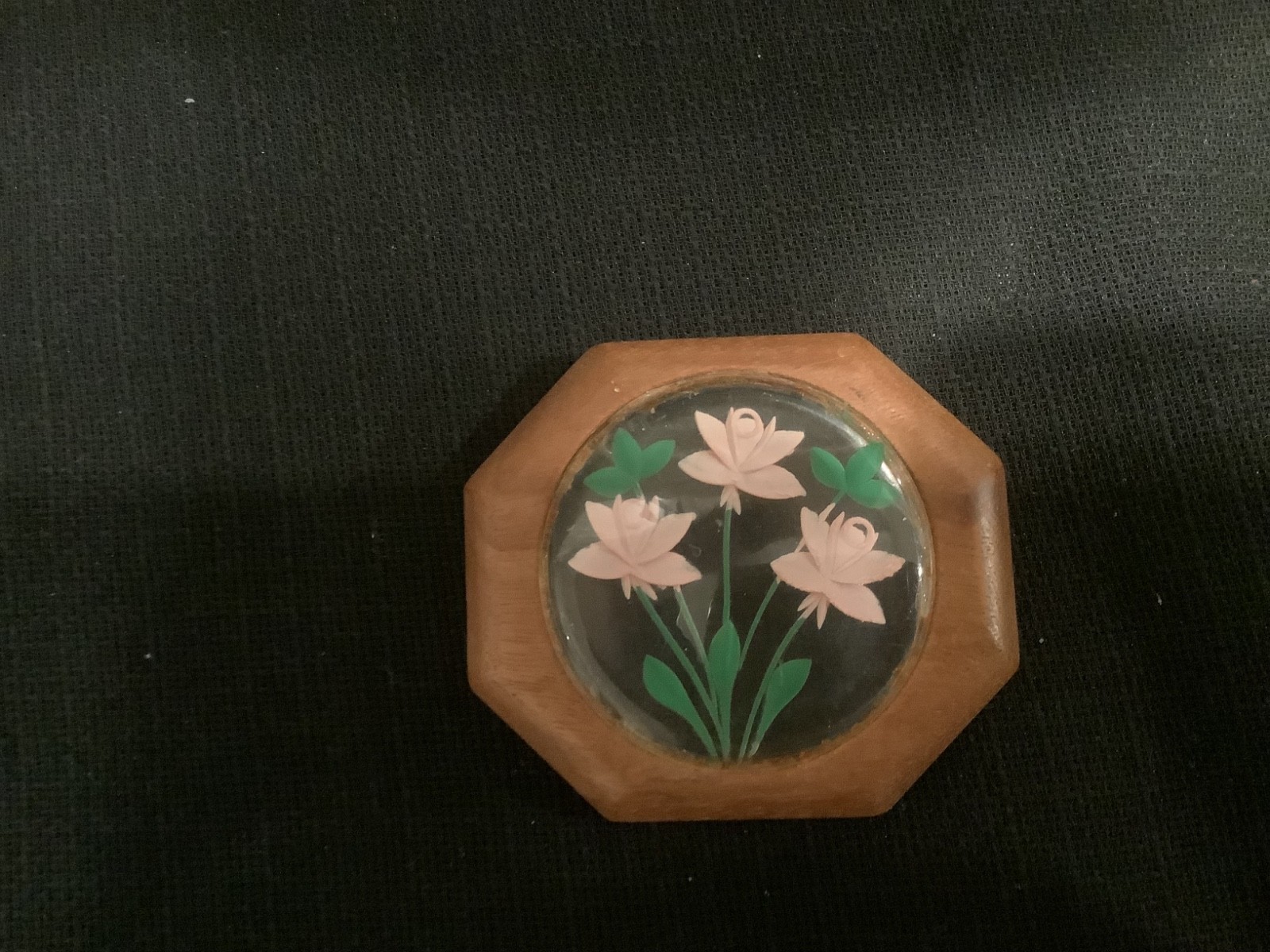 Lucite and wood reverse carved pin, daffodils pink