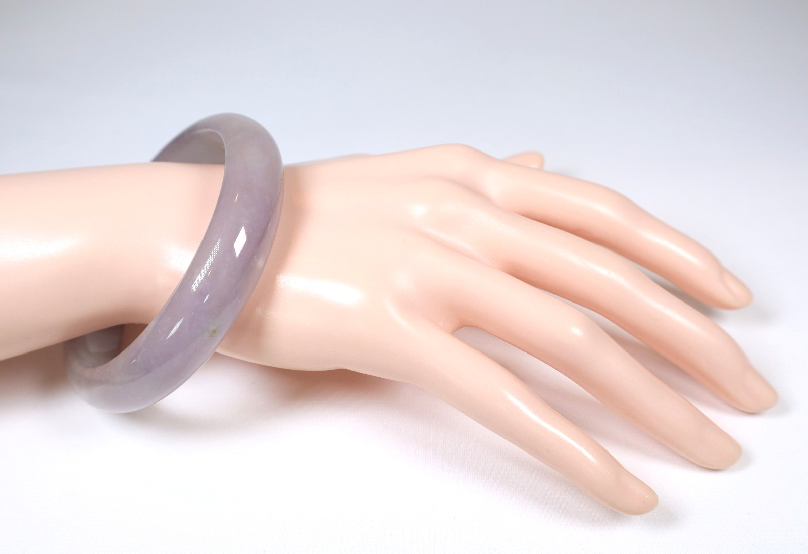 Rare Genuine Vintage Translucent Purple Lavender Jadeite Bangle 57.09mm Diameter