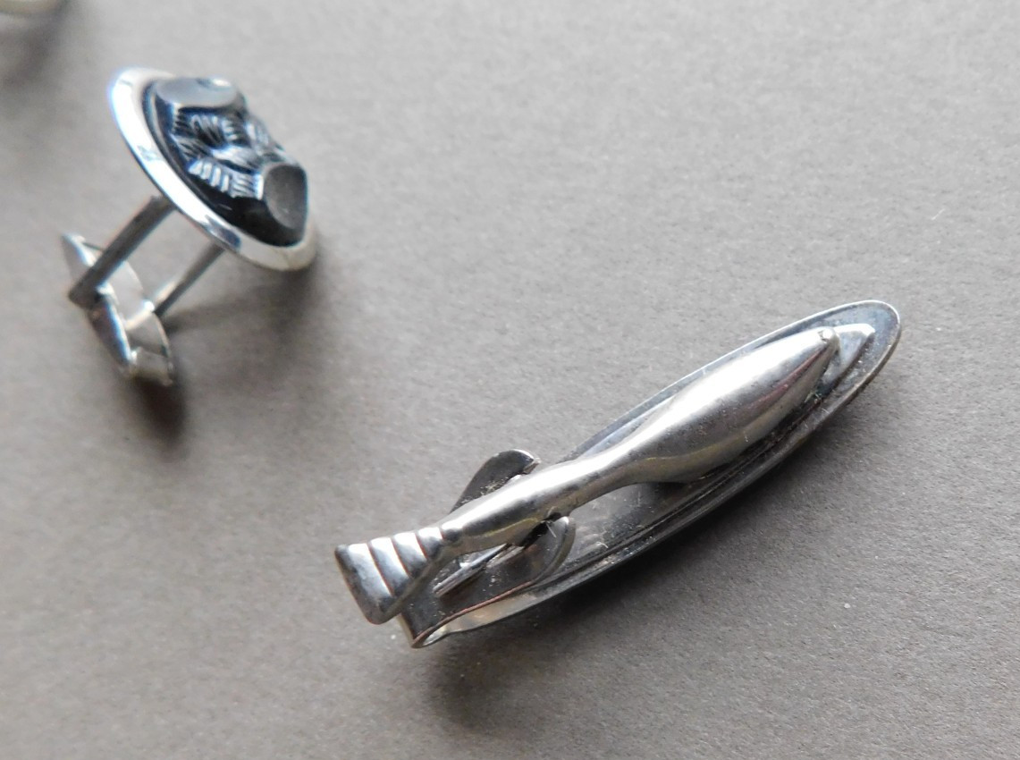 Vintage Matching Tie Clip & Cuff Links Set – Black & Silver tone