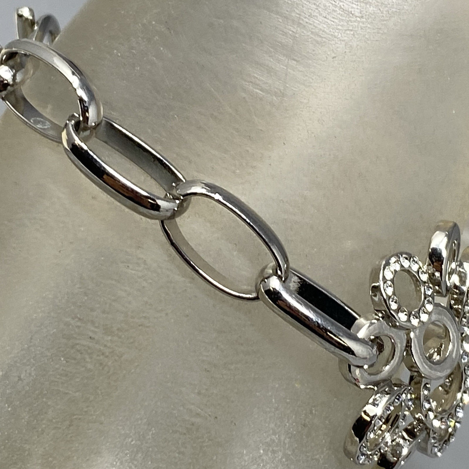 Silver Tone Chain Link Bracelet Cluster Round Open Circles Rhinestones Toggle 7″