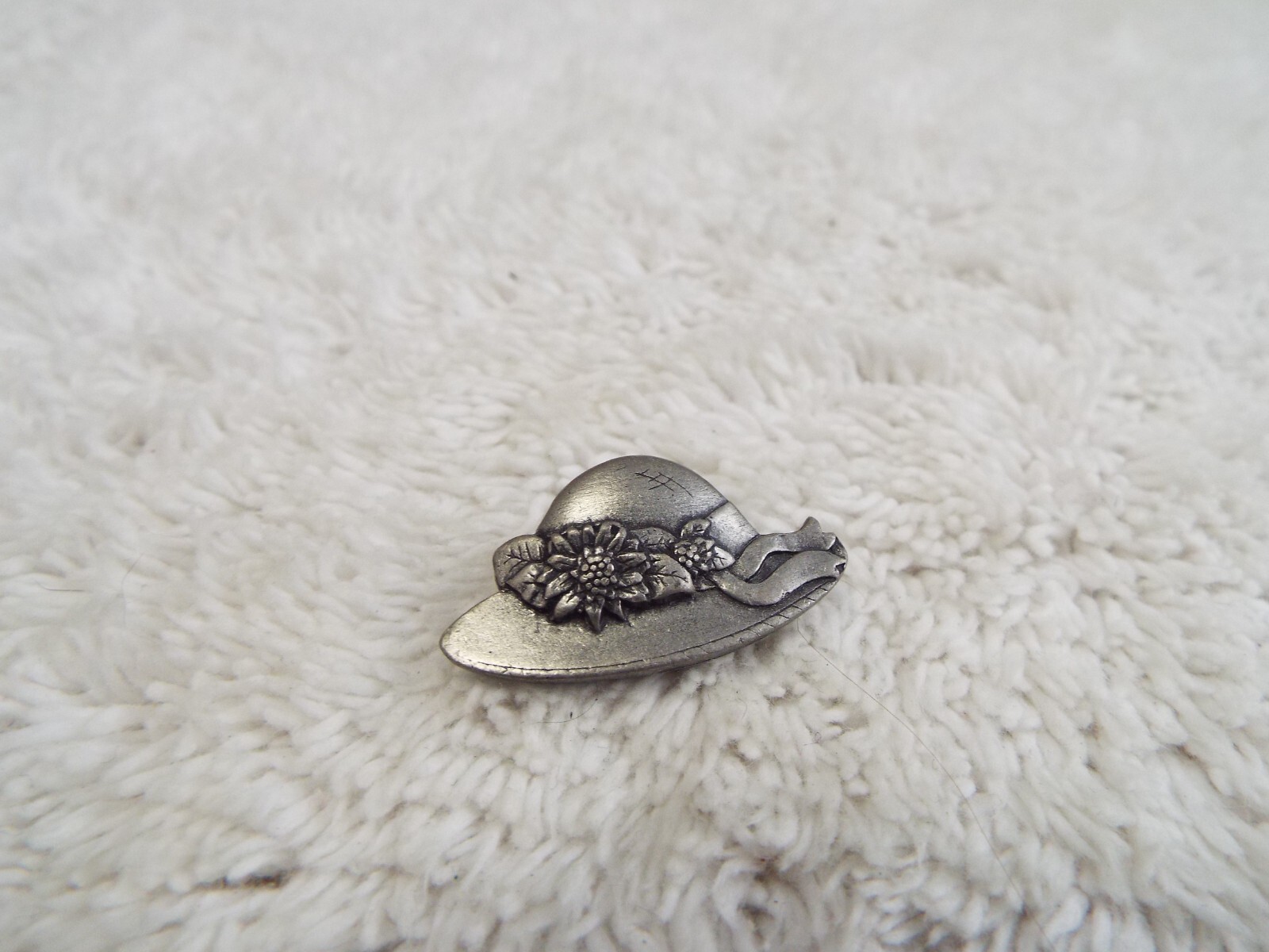 2005 Birds & Bloom Pewter Hat Pin (A53)