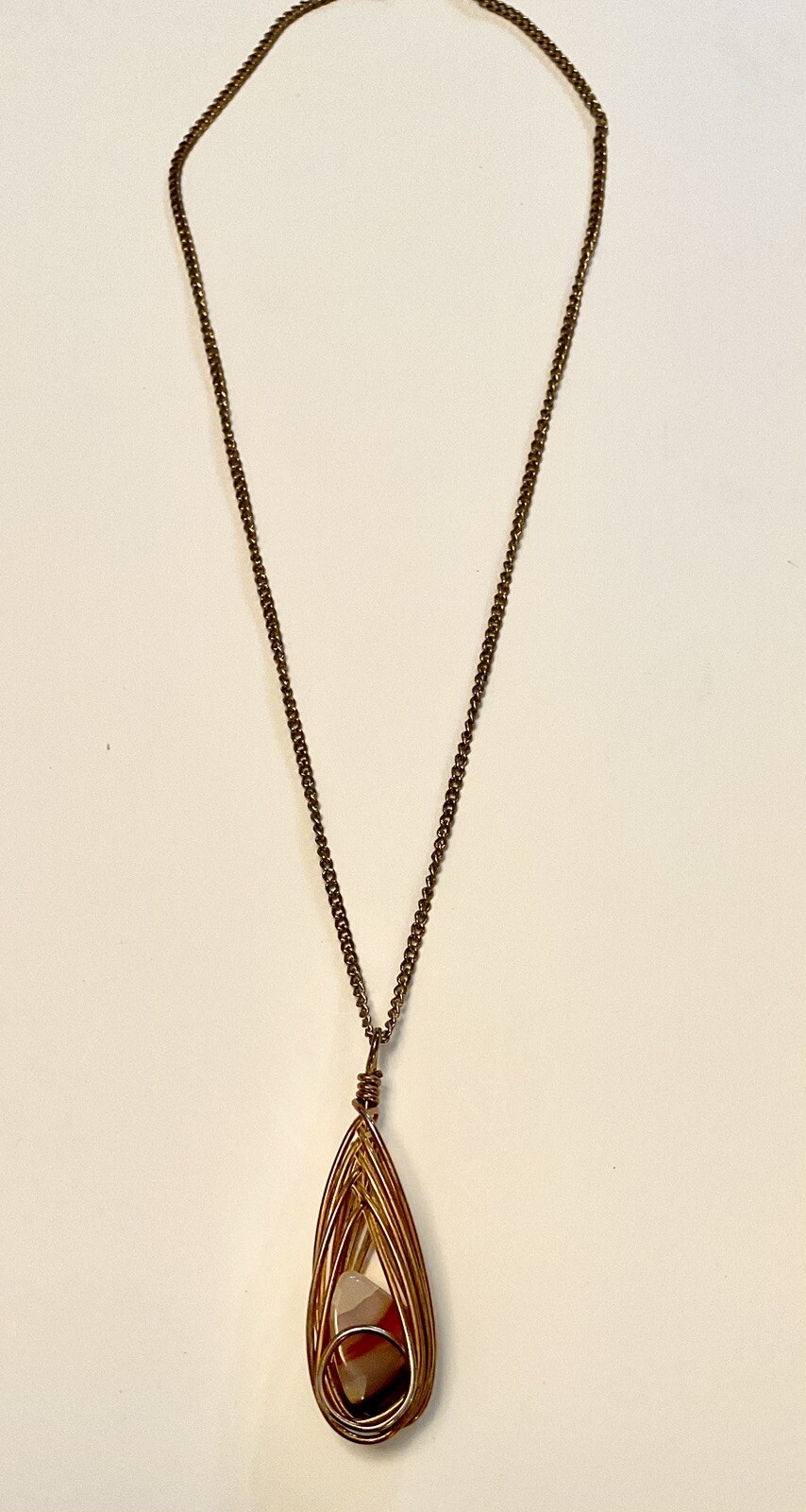 Vintage Gold Tone Wire Wrapped Agate Stone Necklace 24”