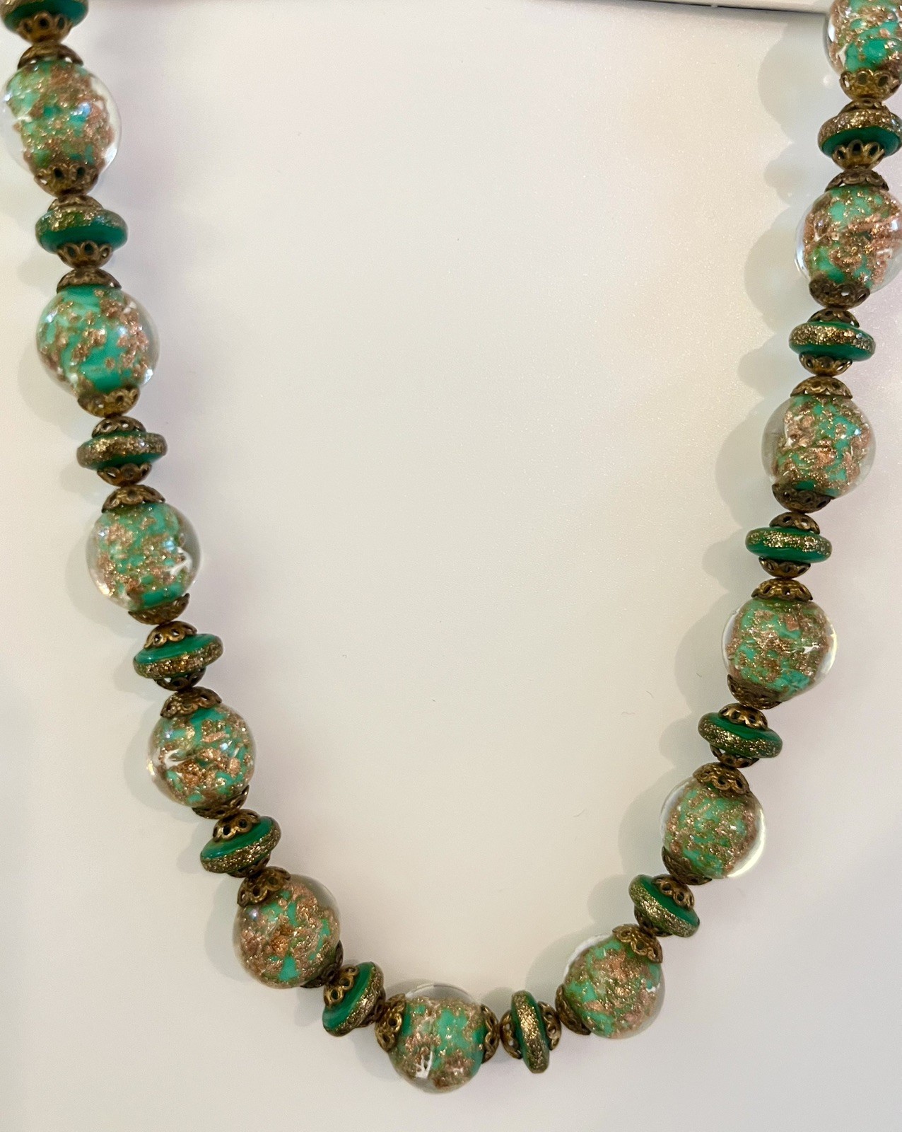 Vintage Murano Foil Glass Necklace Beaded Venetian Italy Estate Jewelry Green