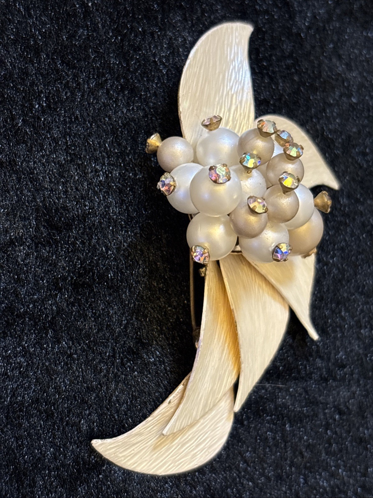 Stylized Flower Brooch Textured Petals Graduated Faux Pearl Rhinestone Cluster