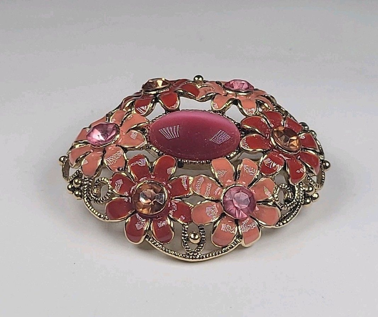 Vtg. Retro Oval Domed Enamel Rine Stone Moon Glow Cabochon brooch