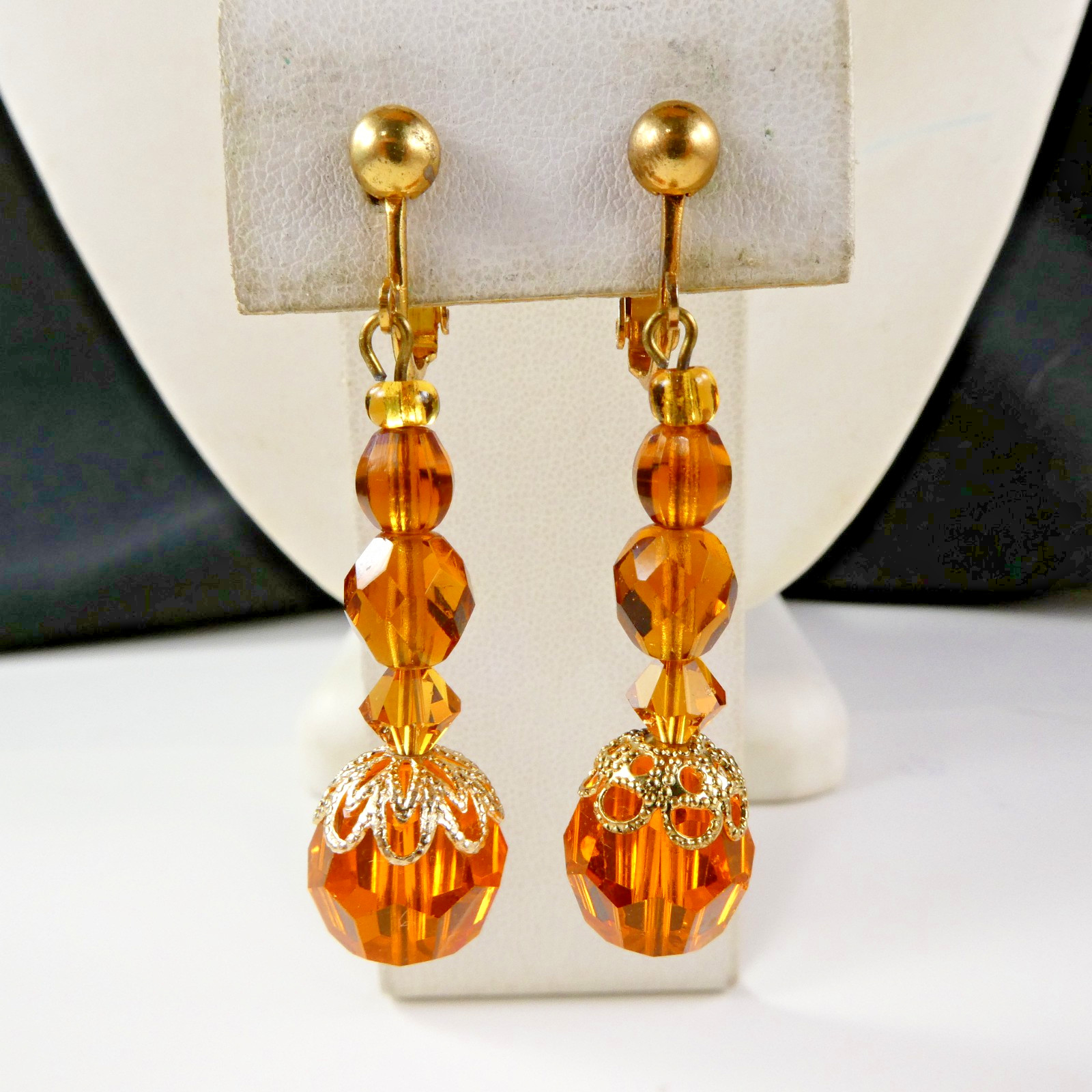Vintage Orange Glass Crystal Drop Dangle Earrings Clip On Gold Tone Beauties