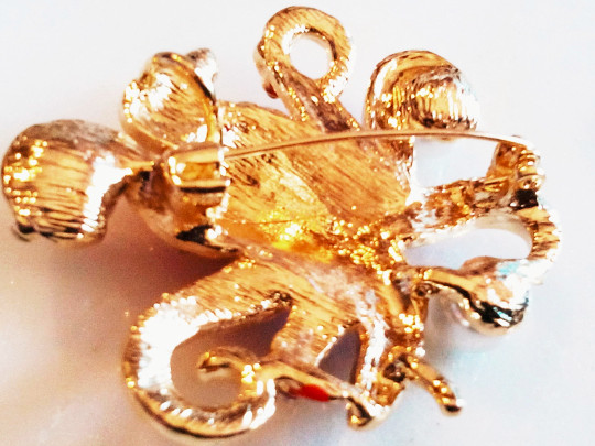 ENAMELED OCTOPUS BROOCH/PENDANT!Red Enameled,Clear Crystals,White Fantasy Pearls