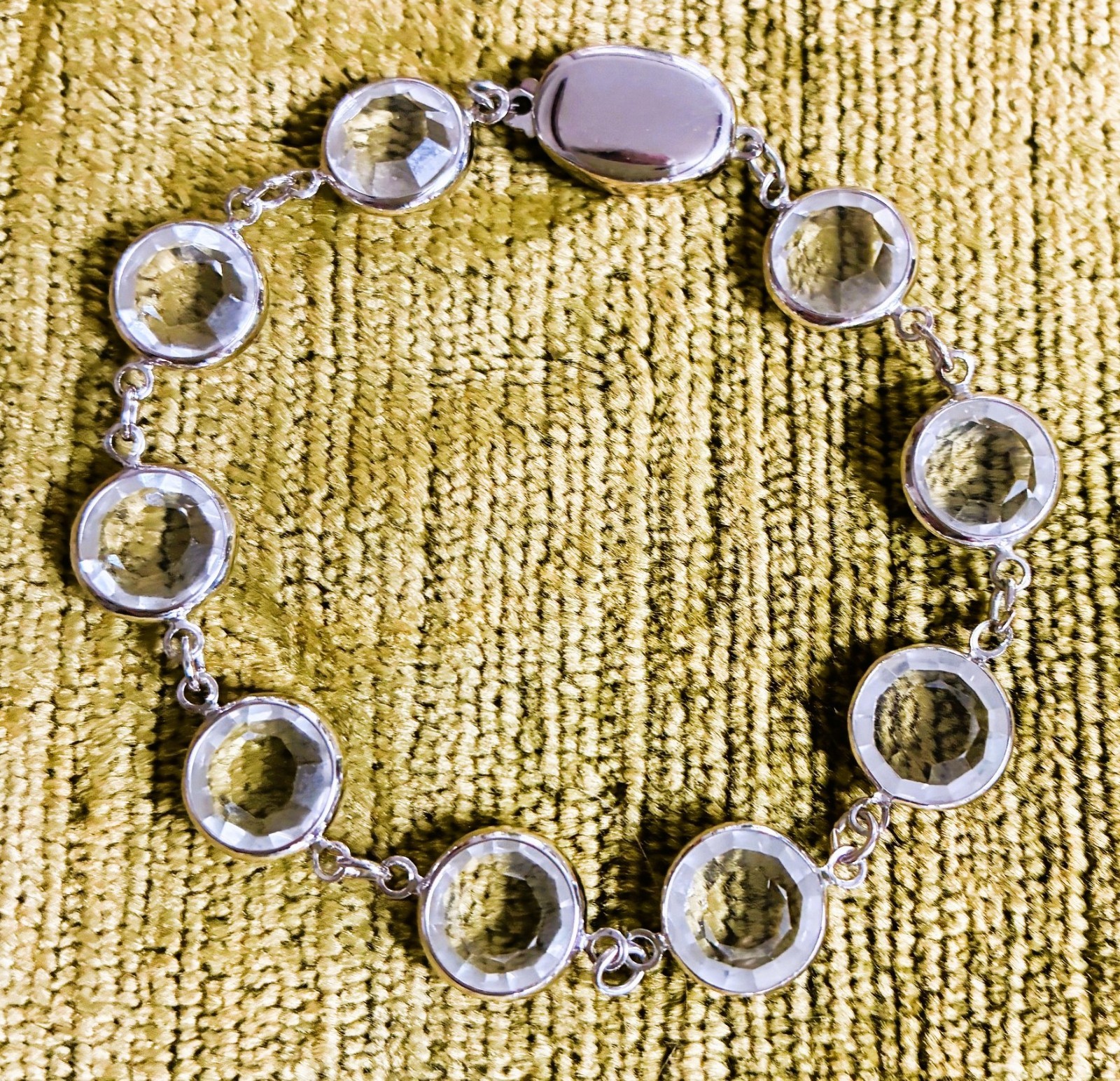 Clear Crystal Faceted Stone Bracelet with Polished Silver Tone Clasp