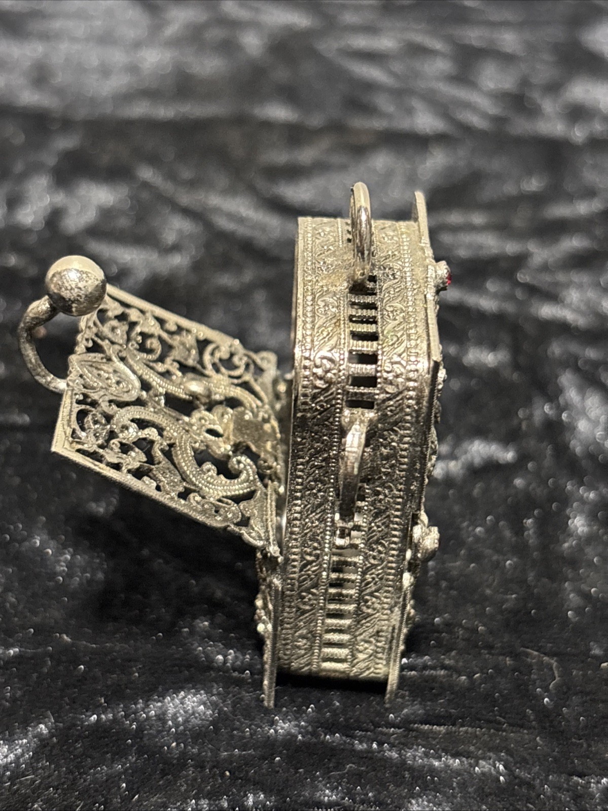 Antique Silver Tone Vinaigrette Hinged Pendant Purse Rare No Chain