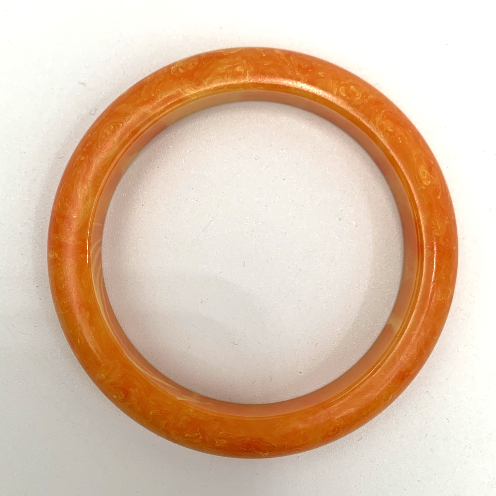 Vintage 12 mm Wide BAKELITE Bangle Bracelet Orange Marbled 29.3g 8″ IC