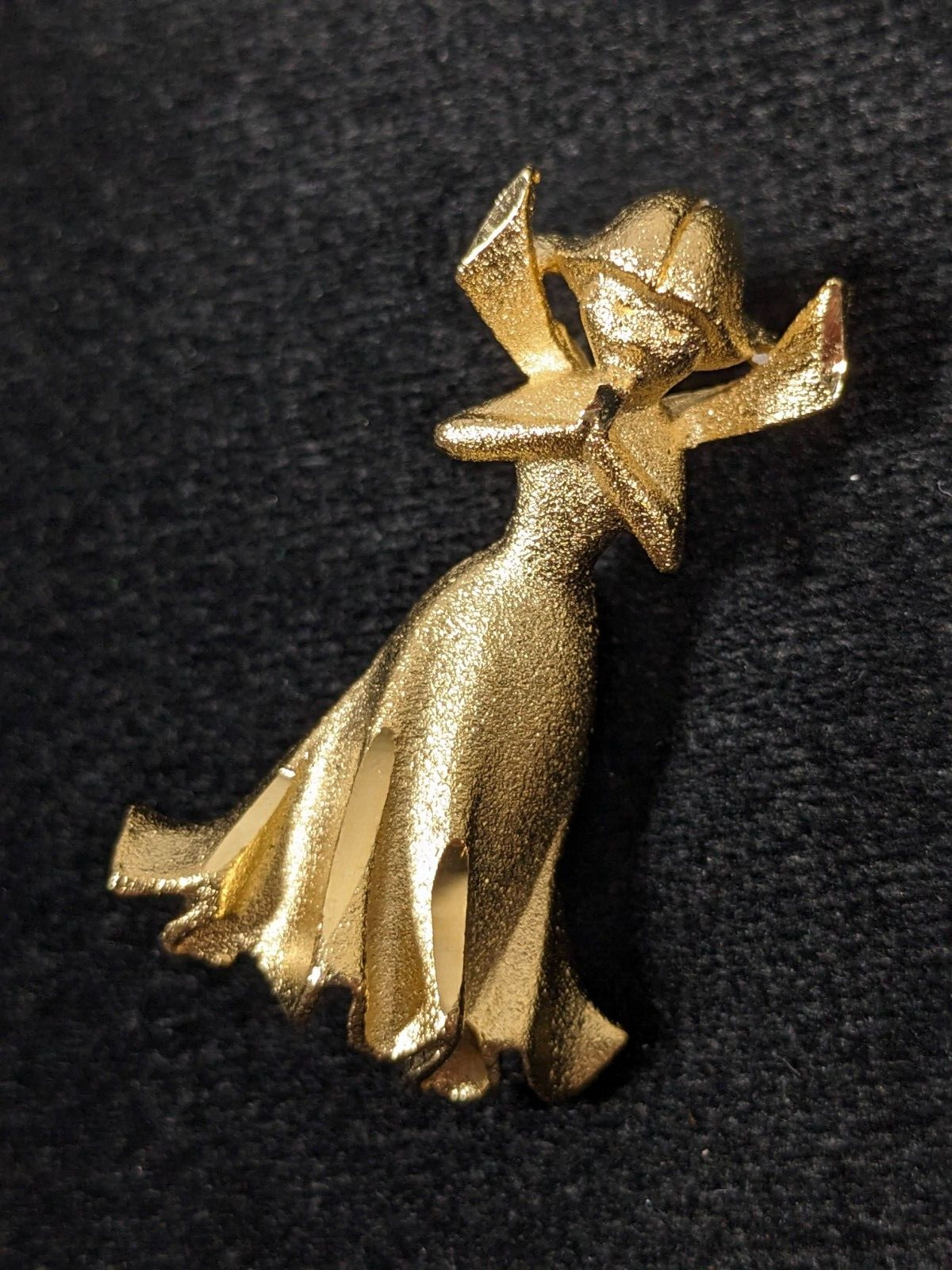 Vintage Praying Angel Pin Gold tone Matte Filigree Brooch Mid Century