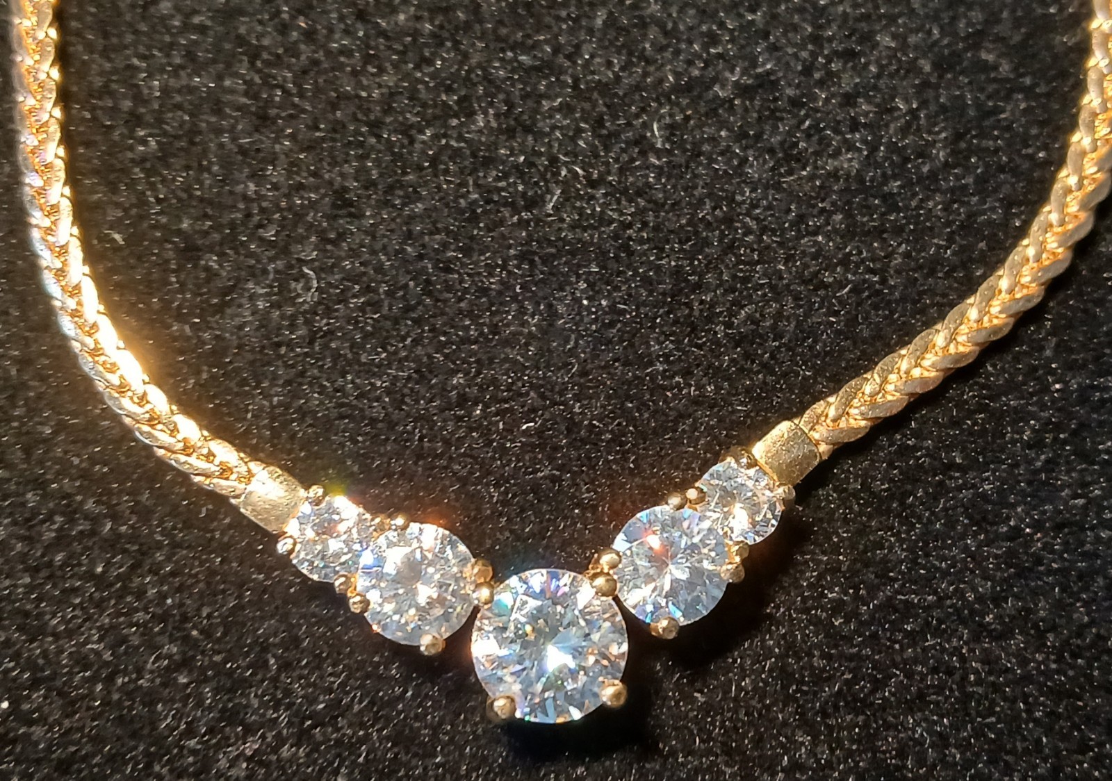 Vintage V-Shaped Centerpiece Wheat Chain Necklace Statement Gold Tone Unmarked