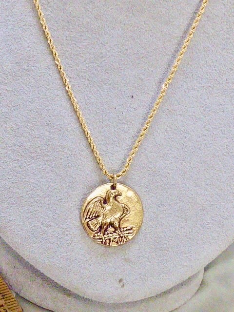 VINTAGE 14K Y. GOLD FILLED CHAIN EAGLE ROMAN SOLDIER G PLATED PENDANT NECKLACE