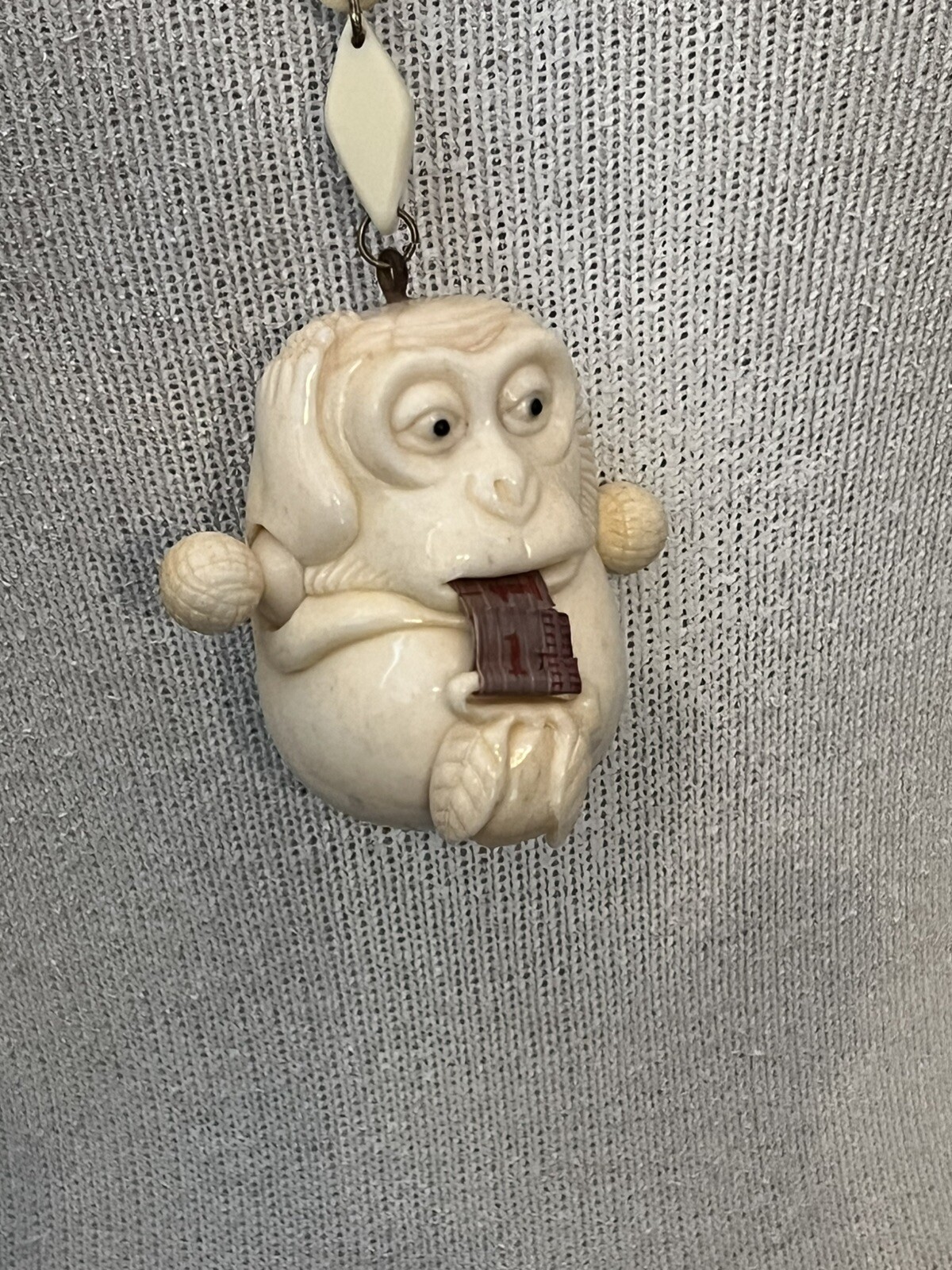ANTIQUE ART DECO MONKEY NECKLACE TAPE MEASURE CELLULOID CHAIN PENDANT WHIMSICAL