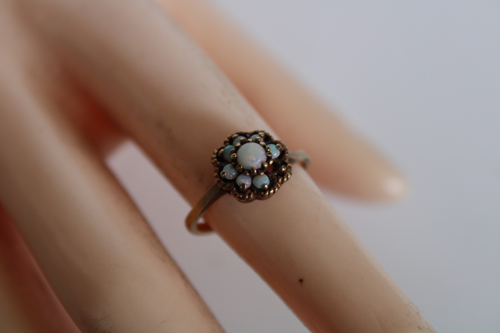 Vtg 10K Yellow Gold & Fire Opal Floral Cluster Ladies Estate Ring, 2.25g -S: 5.5