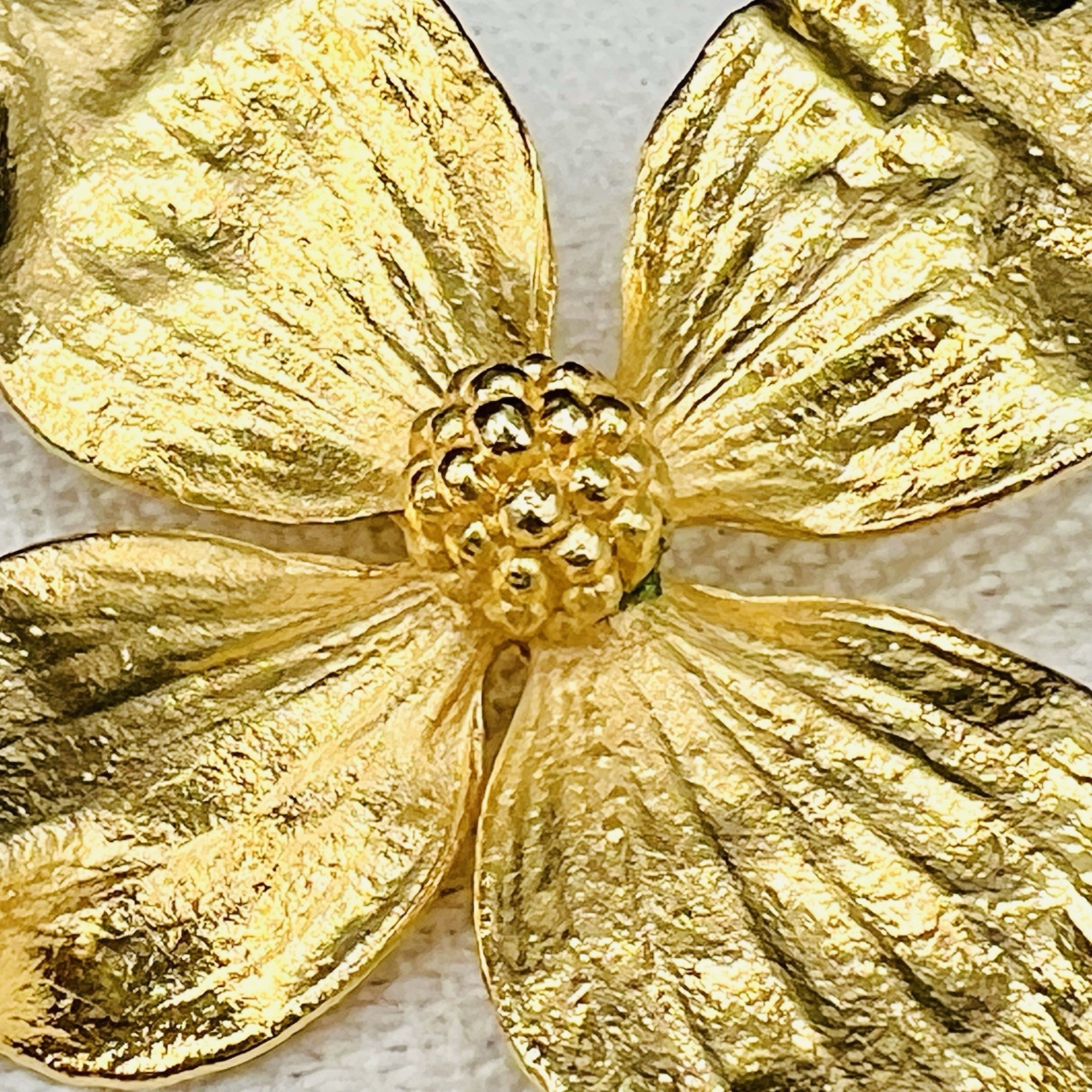 Vintage Gold Tone Flower Brooch Pendant Necklace Convertible Floral Statement