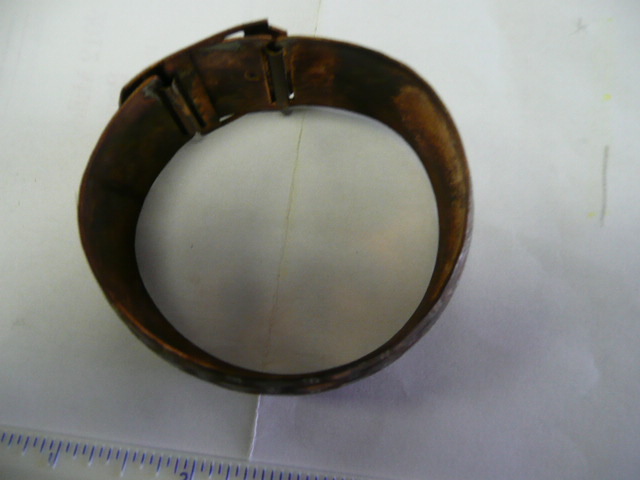 COPPER BRACELET BELT STYLE –WEIGHS 36.7 GRAMS–2 1/4 INCHES ACROSS –3/4 WIDE
