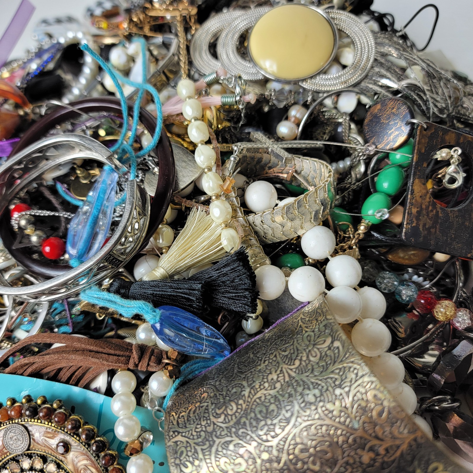 Vintage Costume Jewelry Lot Over 3 Pounds For Craft Repurpose Wear Estate Junk