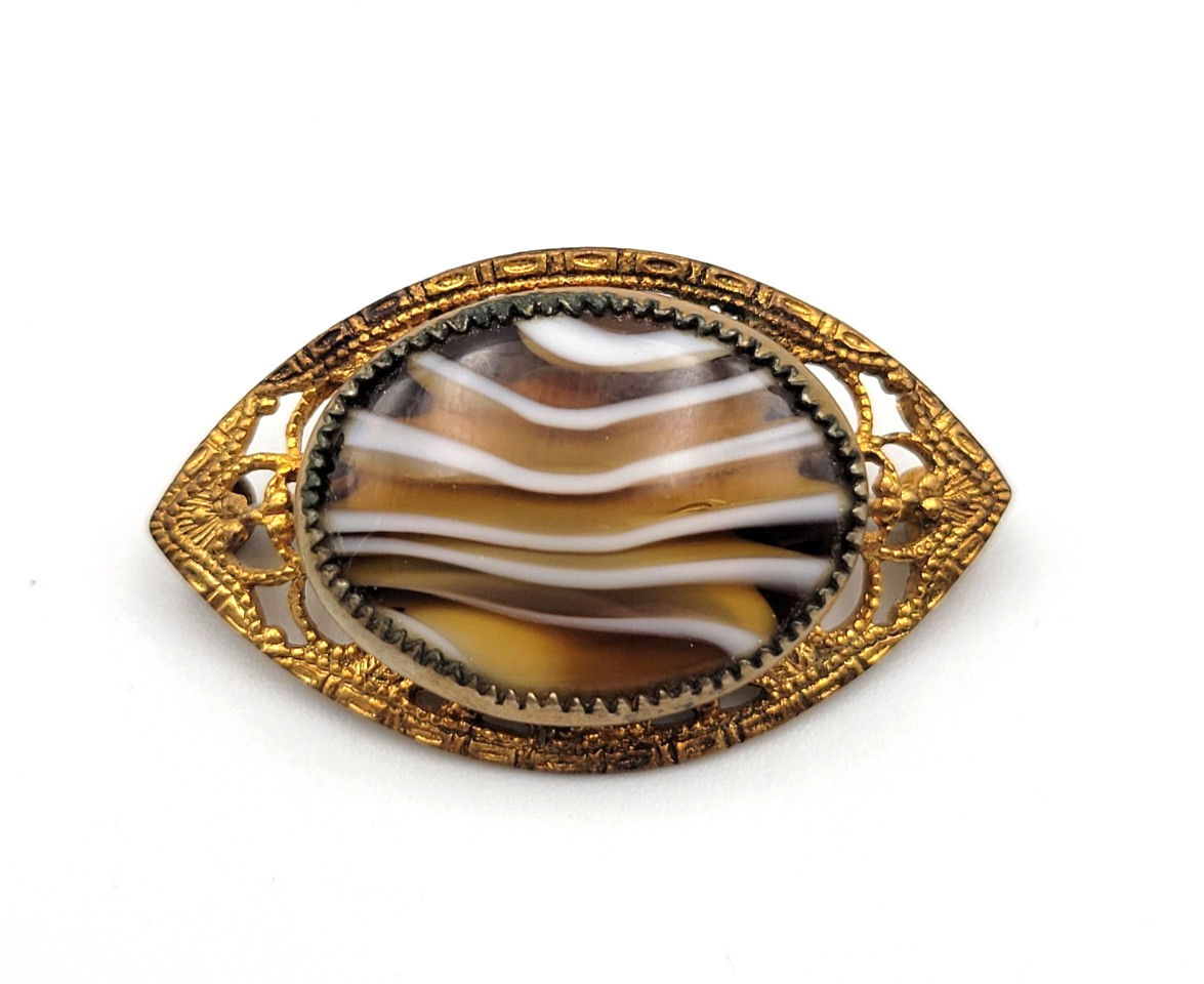 Antique Banded Agate Gold Tone Filigree Brooch C Clasp