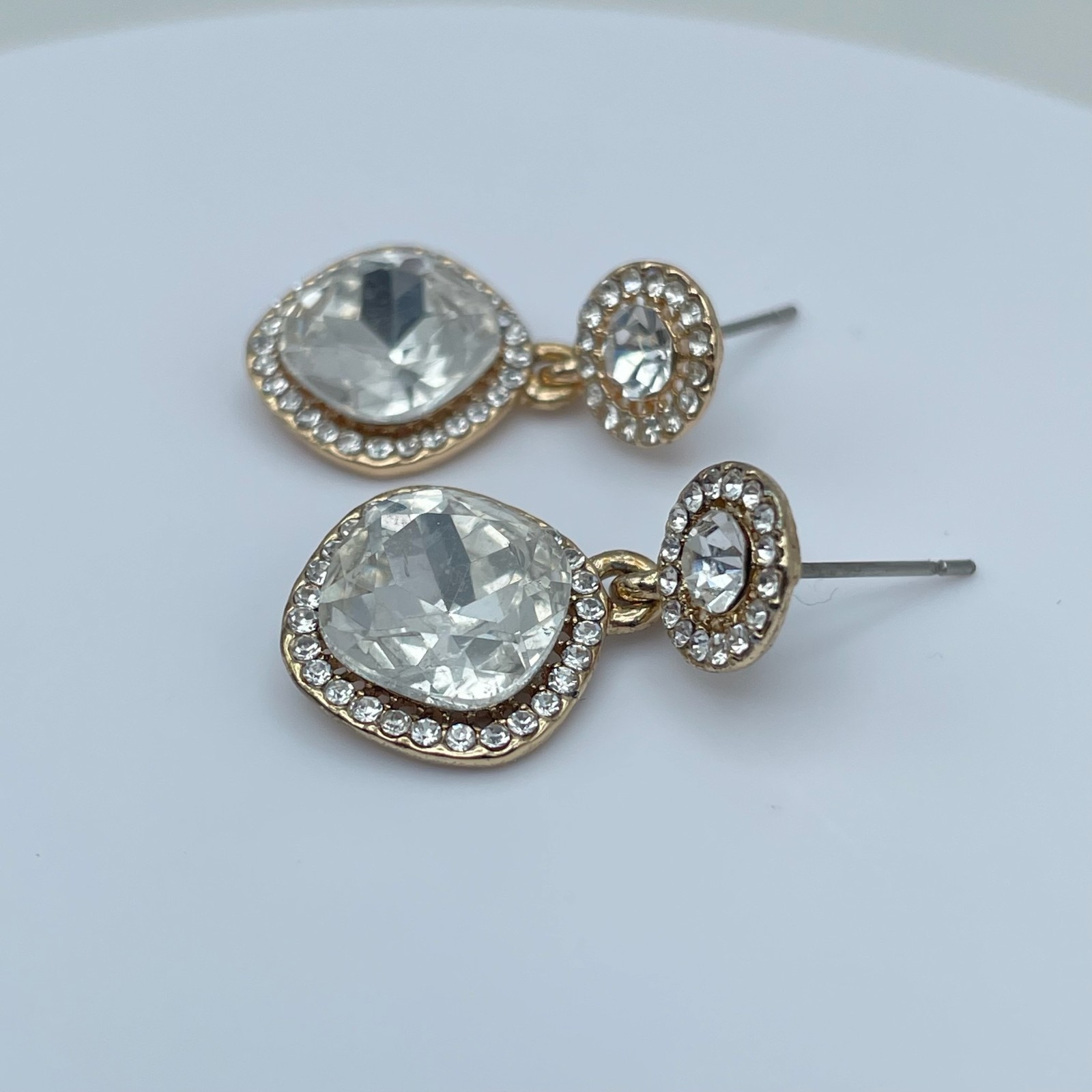 Vintage 90s Gold Tone Cushion Cut Halo Post Dangle Earrings Women’s Jewelry