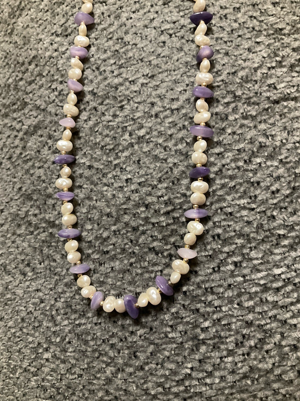 Faux Pearl Necklace Purple Amethyst Tone Accents Plastic Beaded 17.5 In