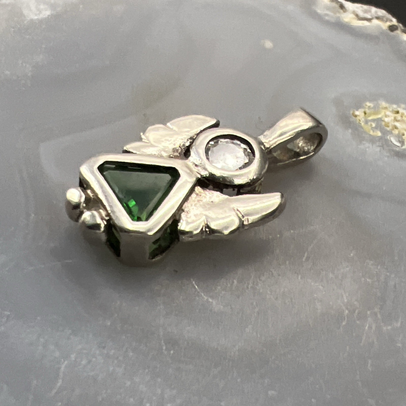 925 Sterling Silver Angel Pendant ~ May Green Birth Stone Girl Woman VTG 1” 2.1g