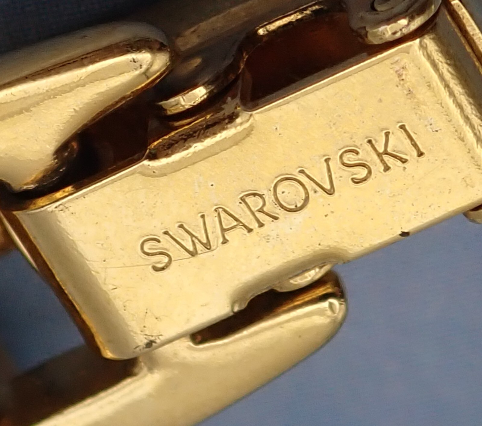 Vintage Swarovski Swan Stamp 5 Panel Crystal Swan Chain Link 7 1/4″ Bracelet