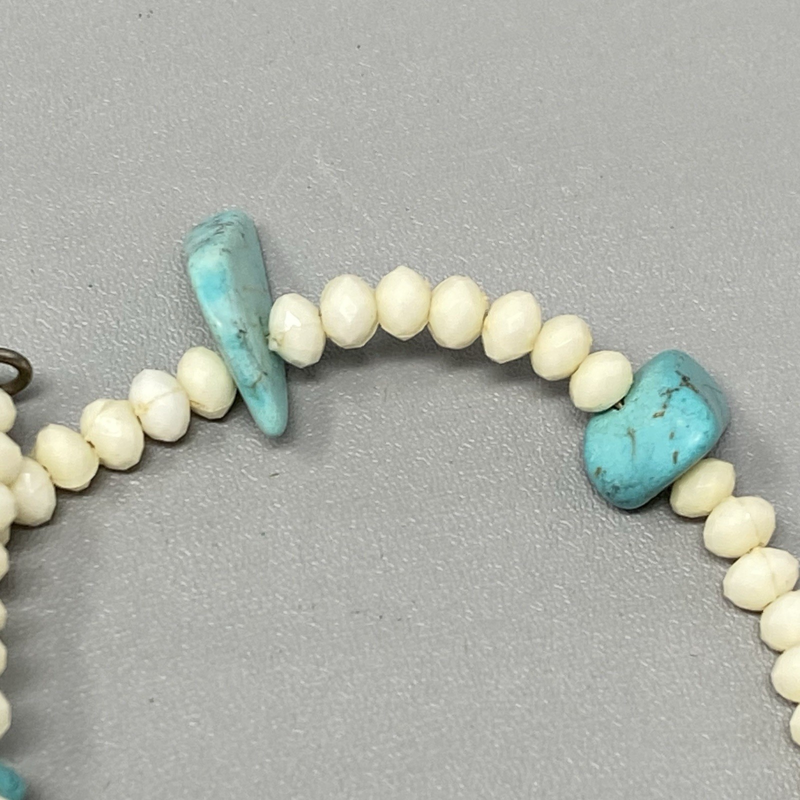American Eagle Turquoise Stone Bracelet Blue Chip White Beads Native Western 7″
