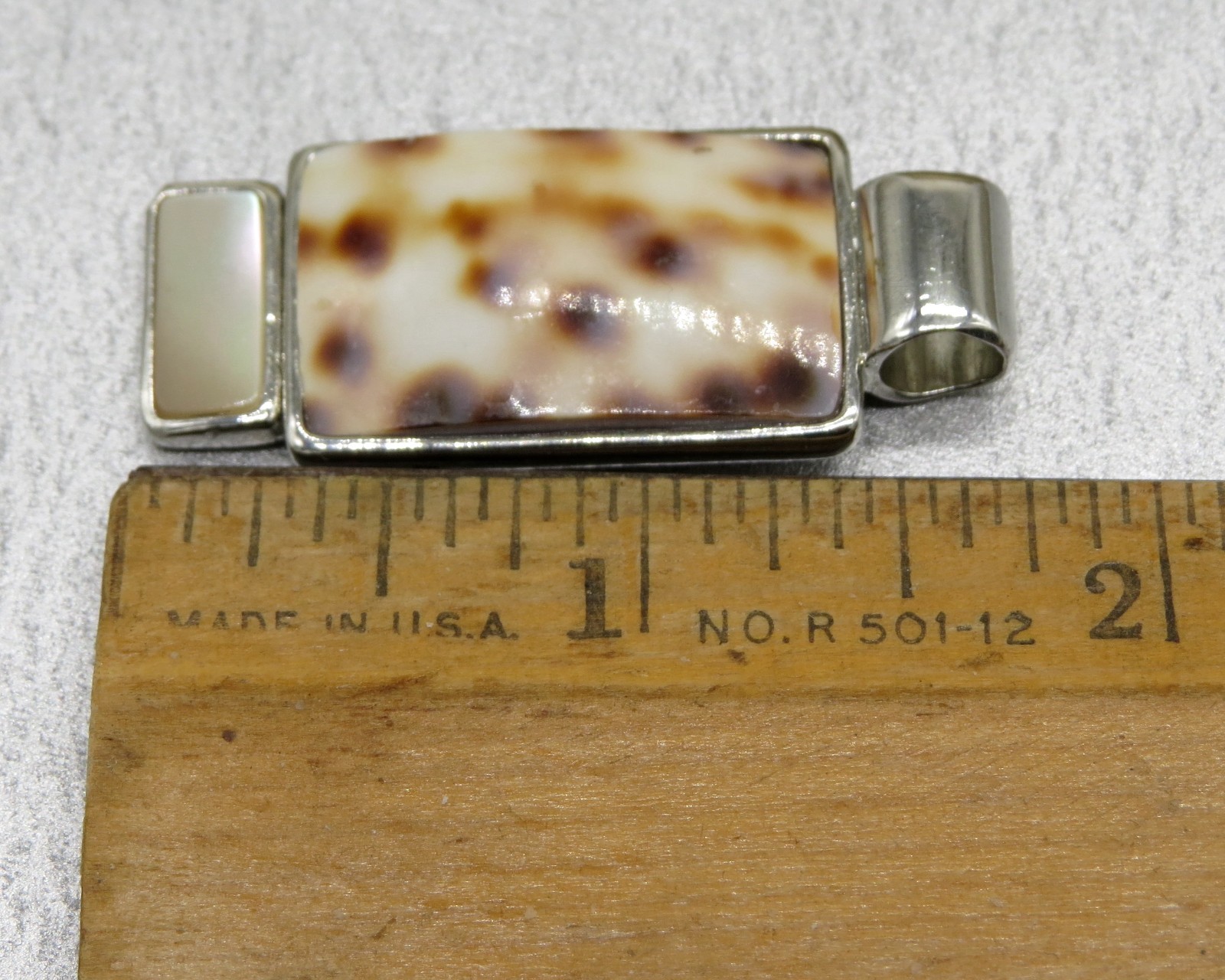 Vintage Lia Sophia Silver Tone Slide Pendant Leopard Pattern Cowrie Shell & MOP